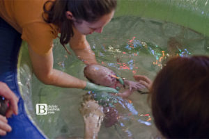 Water Birth 101: Benefits, Warnings, Tips and Tricks | Mother Rising