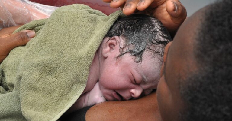 How to Push During Labor and Delivery