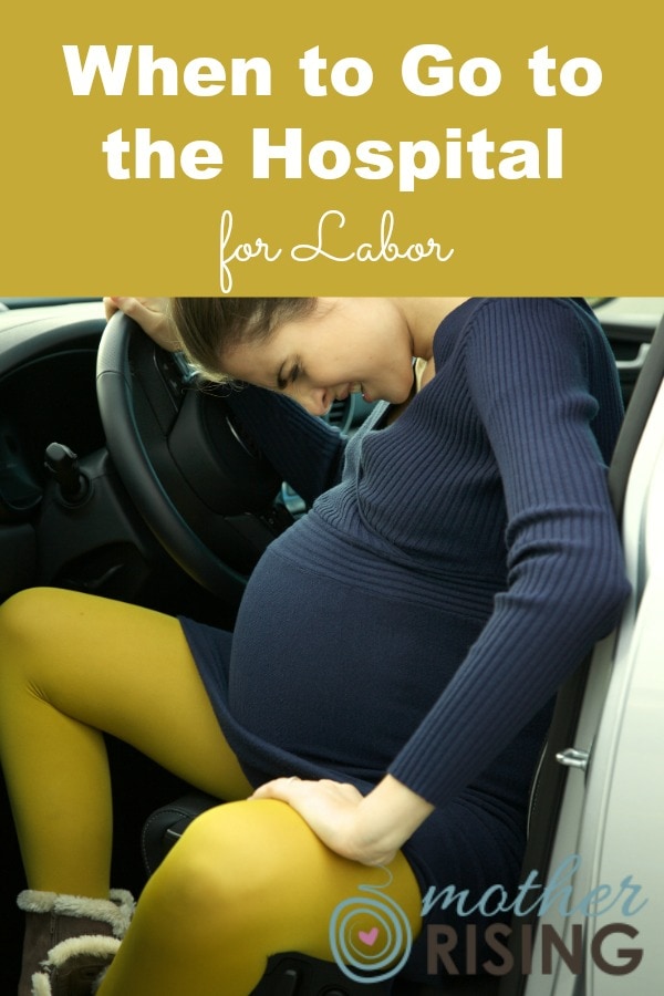 Whether you're a first time mom, a seasoned pro, planning for a VBAC, or pregnant with twins, it's important to know when to go to the hospital for labor. #labor #birth #pregnancy #fullterm #childbirth
