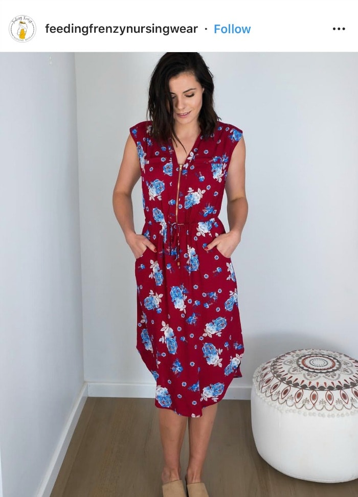 A postpartum clothes capsule wardrobe contains pieces that make a new mother feel and look great, but are simple and versatile at the same time. #postpartum #postpartumfashion #postpartumclothes