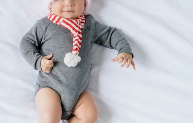 cropped-take-a-cute-picture-of-baby-for-babys-first-christmas.jpg