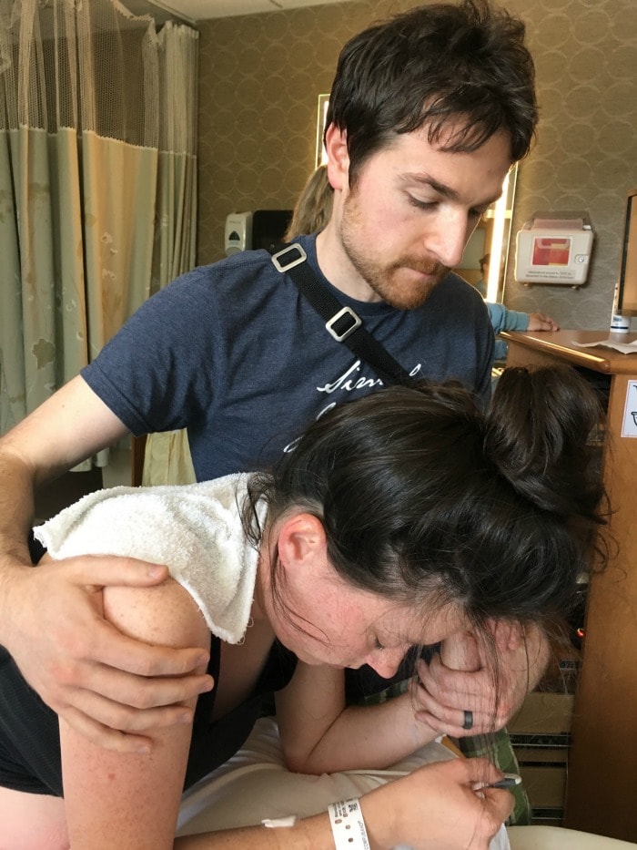 The best tips for dads in the delivery room that will help them to feel effective and their partners fully supported during birth.