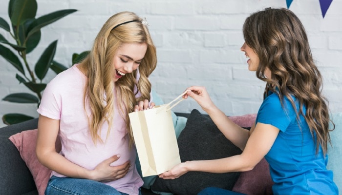 16 Gifts for Pregnant Women That They Really Want | Mother Rising