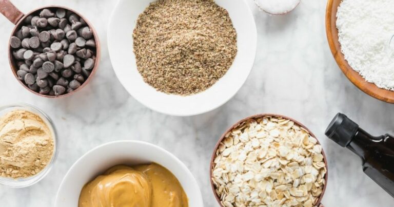 No-Bake Lactation Energy Bites Recipe for New Moms